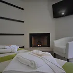 Gatto Bianco House