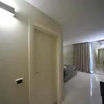 Gatto Bianco House Bed and Breakfast 3*