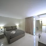 Bed and Breakfast Gatto Bianco House 3*