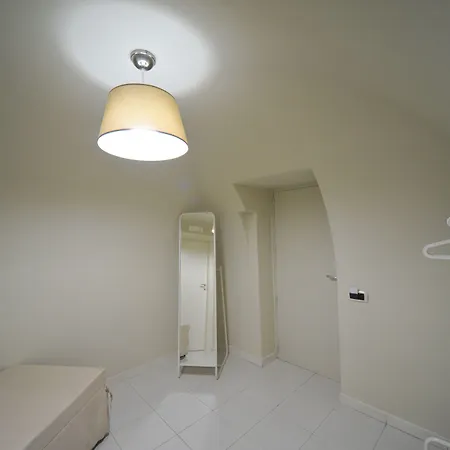 Gatto Bianco House