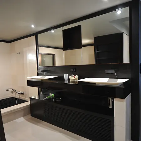 Gatto Bianco House