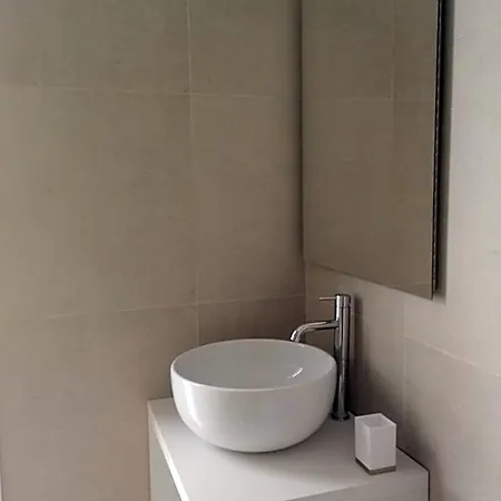 Gatto Bianco House Bed & Breakfast 3*