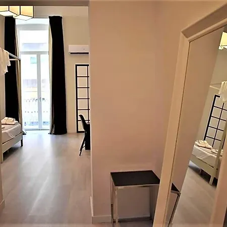 Gatto Bianco House Bed & Breakfast Bari