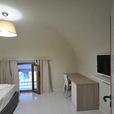 Gatto Bianco House