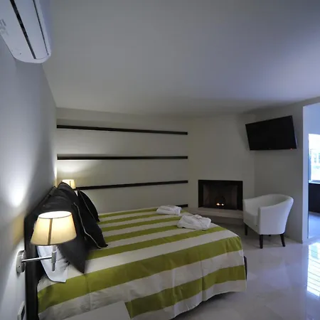 Bed & Breakfast Gatto Bianco House 4*