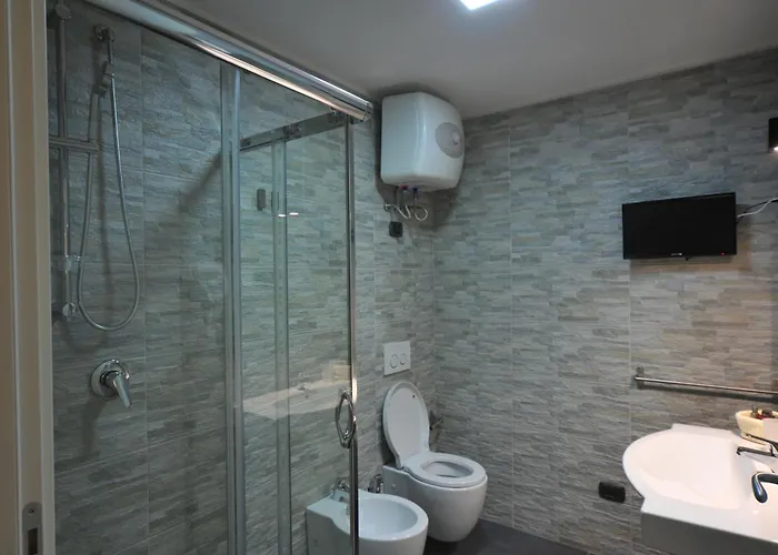 Gatto Bianco House 4* Bari