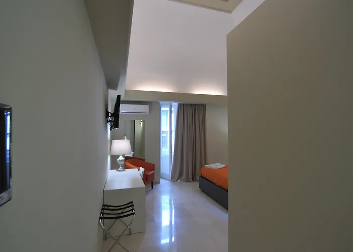 Gatto Bianco House B&B 4*