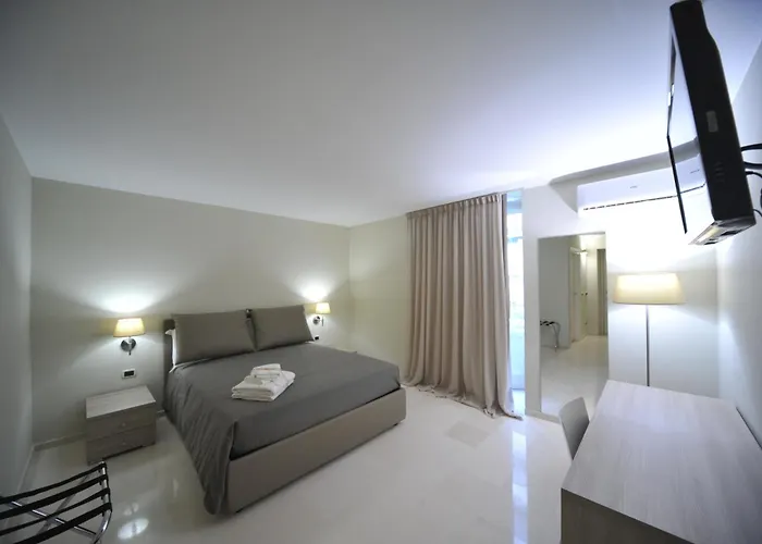 B&B Gatto Bianco House 4*