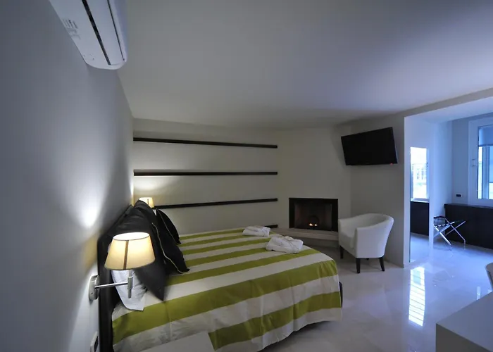 B&B Gatto Bianco House 4*